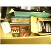Image 4 : Lot of: box of cassette tapes and CDs (2)