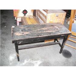 Piano bench