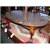 Image 1 : Oval Queen Anne legged coffee table