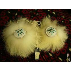 CHOICE on 3 polar bear fur Eskimo yoyo