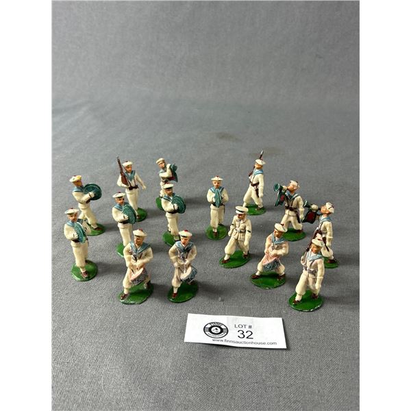 15 WWII Starlux Navy ToyFigures. Approx. 2"H