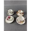 Image 1 : 4 Vintage English Bone China Cups & Saucers