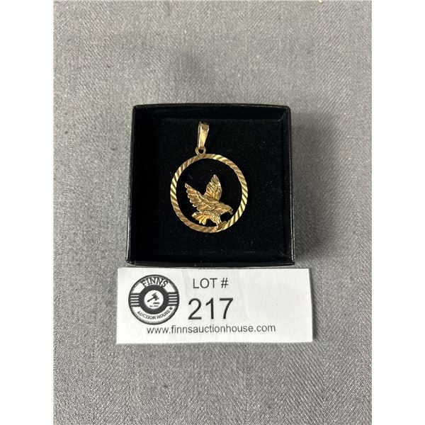 10K Yellow Gold Eagle Circle Pendant 1.5  X 1  2.5 Grams