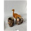 Image 2 : 2 Vintage Art Basket, 1 Wood Crafted Birds & 2 Wood African ? Carved Mugs