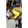 Image 1 : Halogen Spotlight / 12 v Air Pump