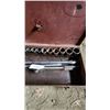 Image 1 : 1/2" Drive 12 Point Sockets With Ratchets