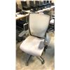 Image 2 : SIT ON IT SEATING GREY ADJUSTABLE TASK CHAIR