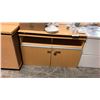 Image 2 : MAPLE 42"X20"X 28" CABINET WITH NO BOTTOM