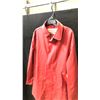 Image 2 : LADIES RED HUNTER RAIN JACKET SIZE MEDIUM