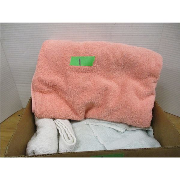 ESTATE:  3 BATH TOWELS