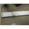 Image 1 : 6 FOOT FLUORESCENT LIGHT