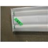 Image 2 : 6 FOOT FLUORESCENT LIGHT
