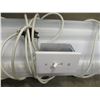 Image 3 : 6 FOOT FLUORESCENT LIGHT