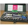 Image 2 : 40 PIECE RATCHET & SOCKET SET