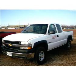 2001 CHEVROLET 2500 4 X 2  EXTENDED CAB 4 DOOR PICKUP