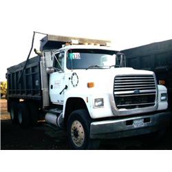 1997 FORD LT9000 T/A DUMP TRUCK