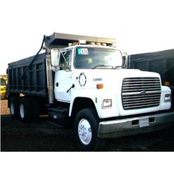 1996 FORD L8000 T/A DUMP TRUCK