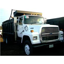 1995 FORD L8000 T/A DUMP TRUCK