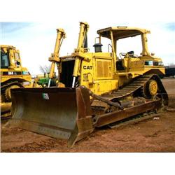 CATERPILLAR D7H CRAWLER TRACTOR