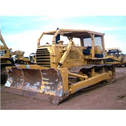 CATERPILLAR D8H CRAWLER TRACTOR
