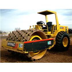 2001 HYPAC C852B PADFOOT VIBRATORY COMPACTOR