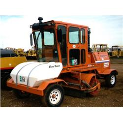 2004 BROCE RJ350 MOBILE BROOM