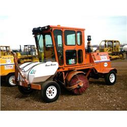 2002 BROCE RJ350 MOBILE BROOM