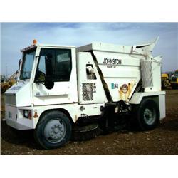 1995 JOHNSTON V4000SP MOBILE SWEEPER