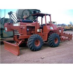 DITCH WITCH R100D 4X4 RUBBER TIRED TRENCHER