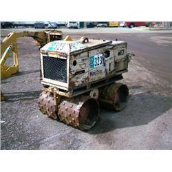 INGERSOLL RAND FX130 TANDEM PADFOOT VIBRATORY WALK BEHIND TRENCH ROLLER