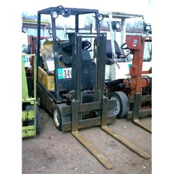 YALE 4000lb. WAREHOUSE FORKLIFT