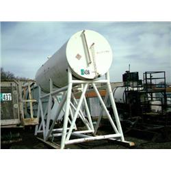 2360 GALLON FUEL TANK W/STAND