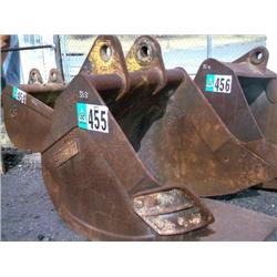 HENDRIX 52in. BUCKET