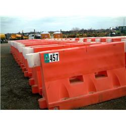 PLASTIC WATER BARRIER