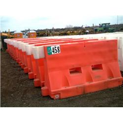 PLASTIC WATER BARRIER