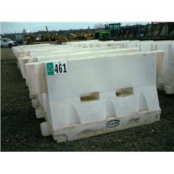 PLASTIC WATER BARRIER