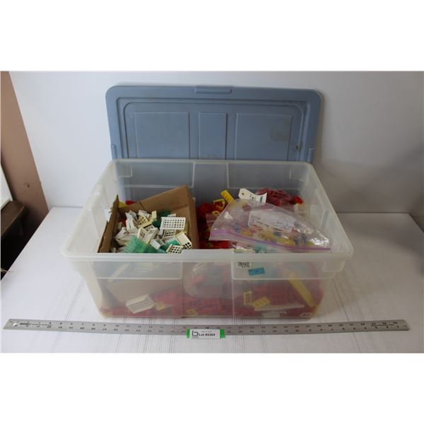 Large Container of Reliable Easylock Building Blocks, Other Building Blocks