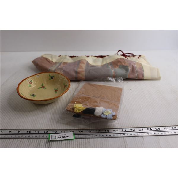 Decorative Bowl - Made in Japan, MISC...