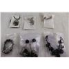 Image 2 : (15) Jewelry Packs - Necklaces, Earrings