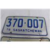 Image 3 : (2) Saskatchewan 1976 License Plates