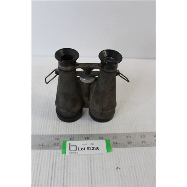 Pair of Vintage Binoculars - Galter Prod. Chicago - Missing Eye Piece Glass
