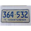 Image 3 : (2) 1976 Saskatchewan License Plates