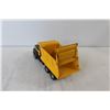 Image 2 : ERTL International Dump Truck
