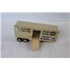 Image 2 : Tonka Livestock Hauling Trailer