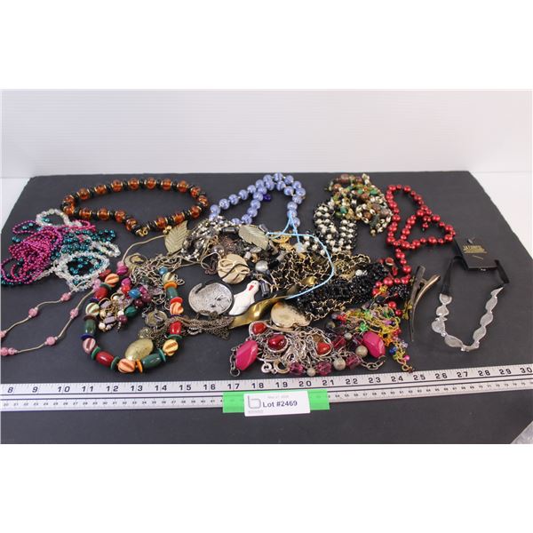 (15+) Necklaces/Jewelry - Various Sizes & Styles