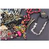 Image 4 : (15+) Necklaces/Jewelry - Various Sizes & Styles