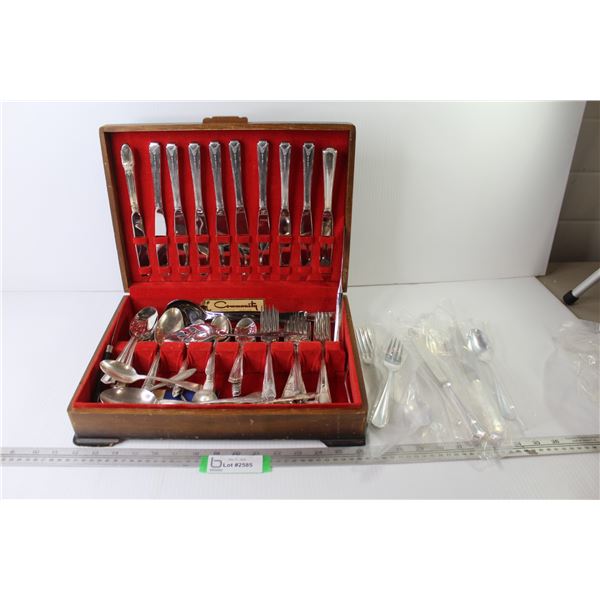 Community Silver Plate Wooden Chest - Mismatched Cutlery