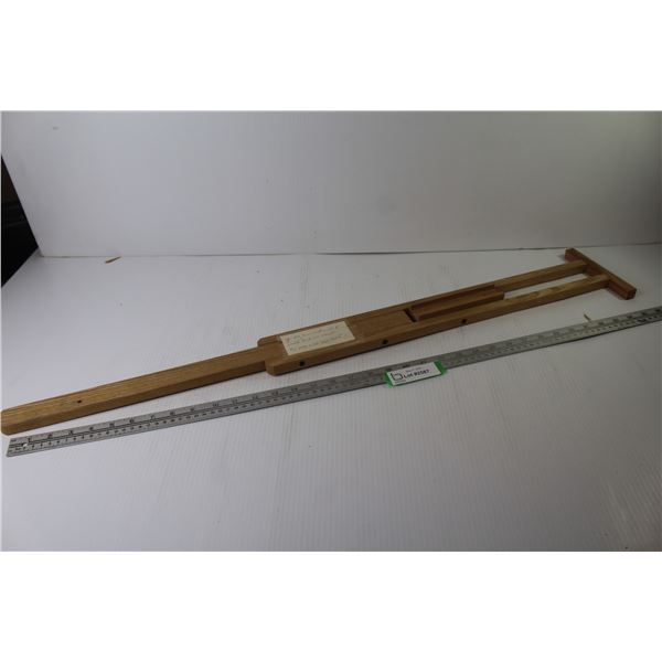 Olds Timer Wooden Tool Crutch - No Wee Wee On Boot