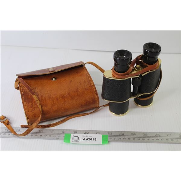G - Binoculars in Case (5x35)