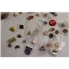 Image 2 : (100+) Assorted Pins